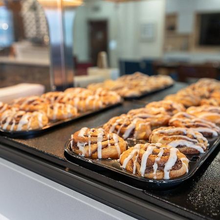 Holiday Inn Express Hotel & Suites Coralville By Ihg Eksteriør bilde