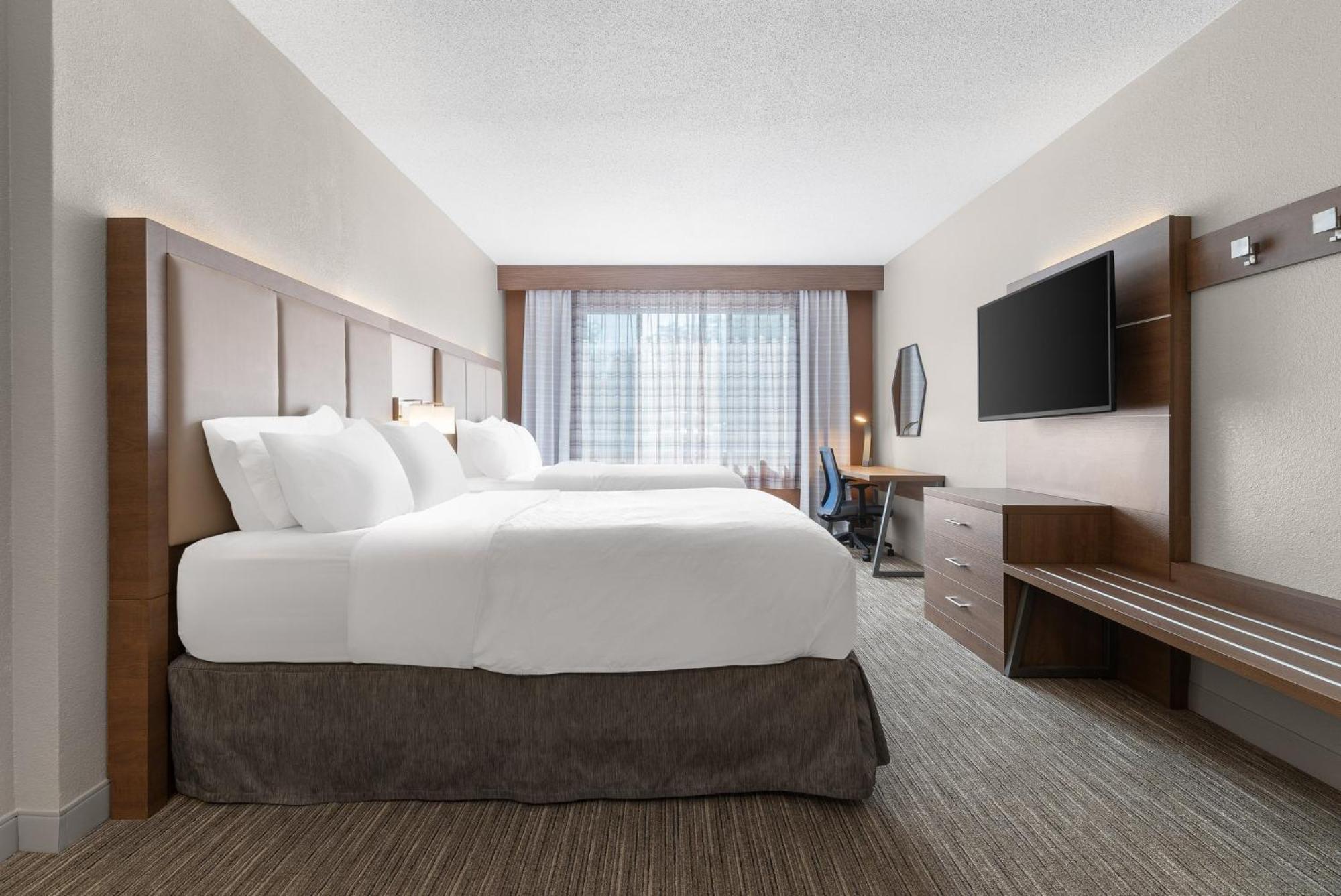 Holiday Inn Express Hotel & Suites Coralville By Ihg Eksteriør bilde