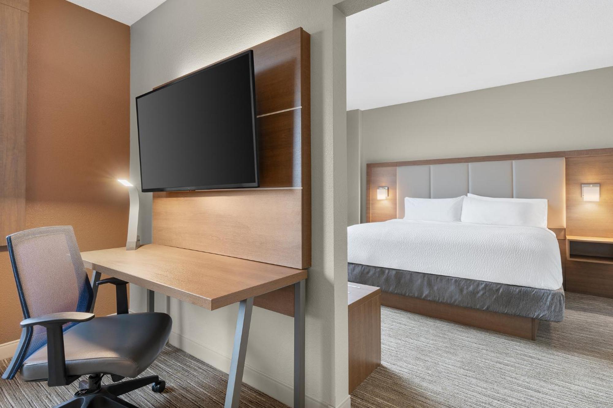 Holiday Inn Express Hotel & Suites Coralville By Ihg Eksteriør bilde
