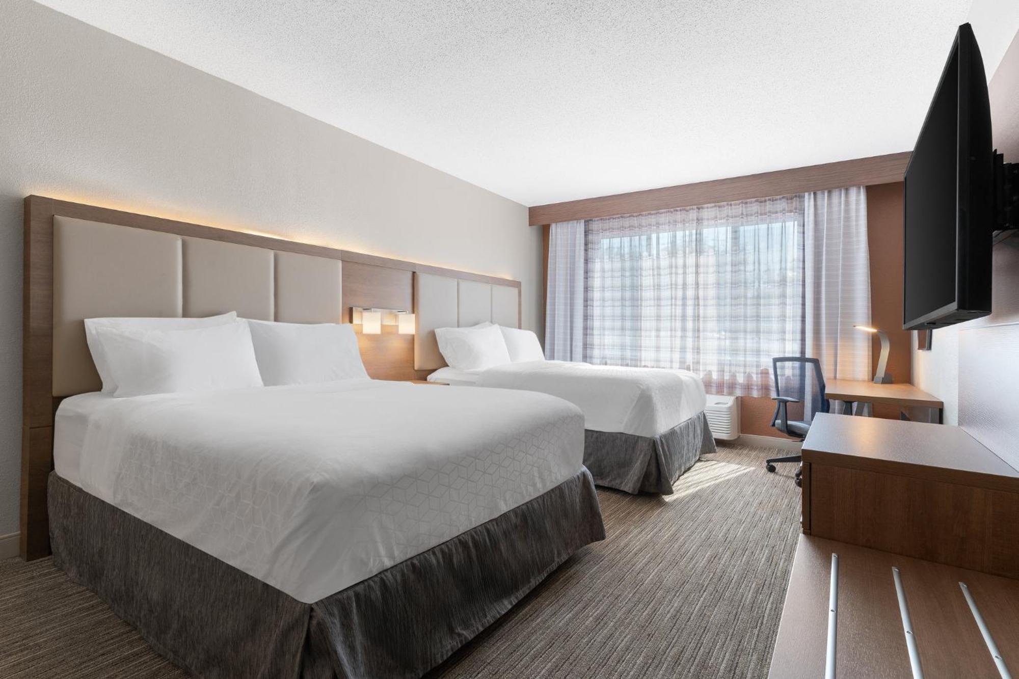 Holiday Inn Express Hotel & Suites Coralville By Ihg Eksteriør bilde